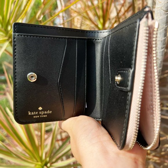 Kate Spade L-zip Bifold Wallet Pale Vellum Multi - Picture 3 of 4